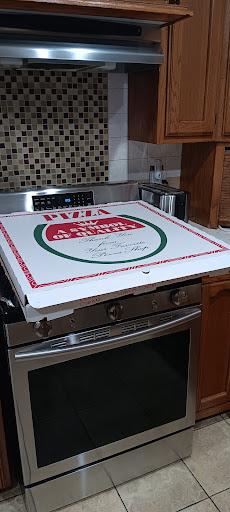 Santas Pizza